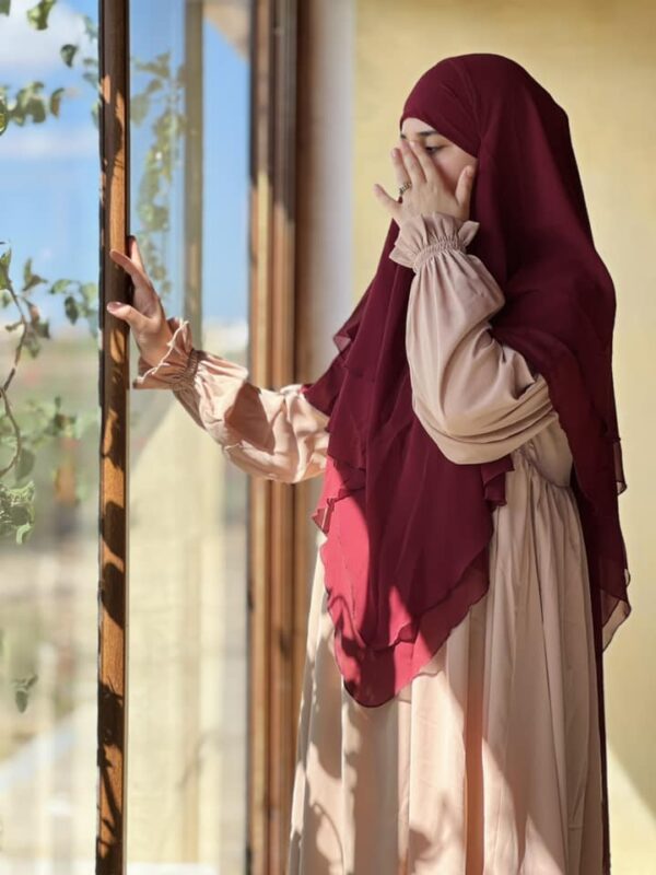 Jilbab-femme-abaya-femme-Chams-beige-rose-longue-jilbab